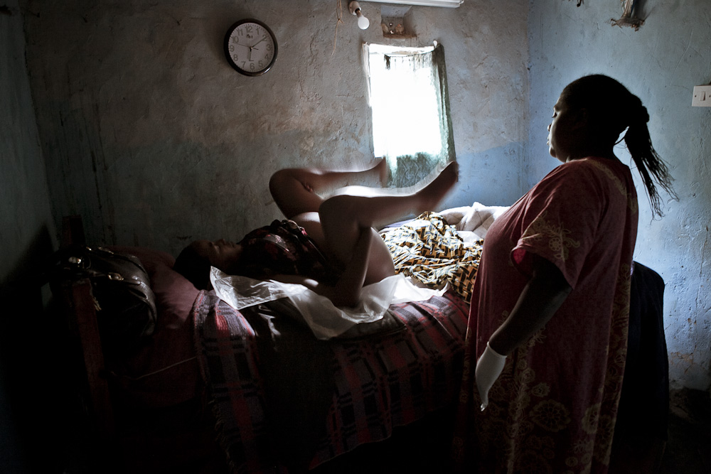 Maternity in Africa paolopatrunophoto 12